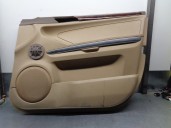 Recambio de guarnecido puerta delantera derecha para mercedes-benz clase m (w164) 3.0 cdi cat referencia OEM IAM A16472014708K56