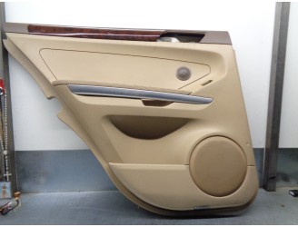 Recambio de guarnecido puerta trasera izquierda para mercedes-benz clase m (w164) 3.0 cdi cat referencia OEM IAM A16473013708K56