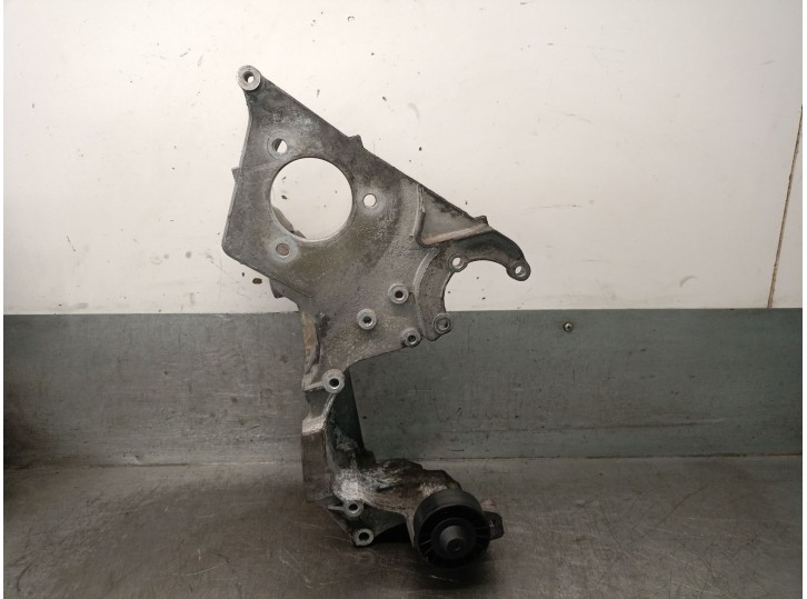 Recambio de soporte alternador para seat toledo ii (1m2) 1.9 tdi referencia OEM IAM 038903143H 038903143H 