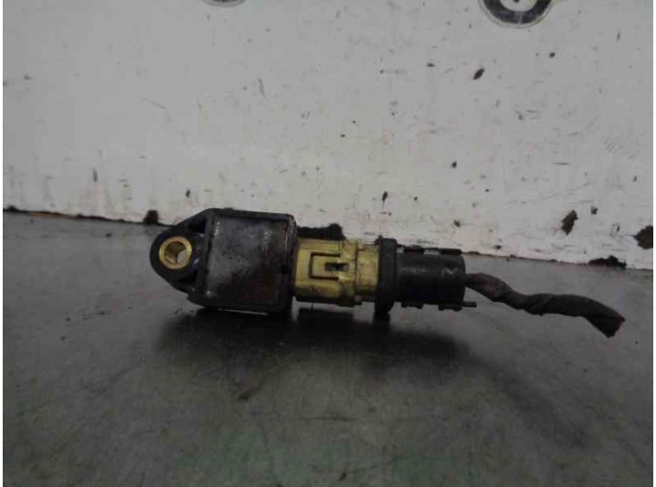 Recambio de sensor impacto para kia rio ii (jb) 1.5 crdi referencia OEM IAM 959203K100 TRW