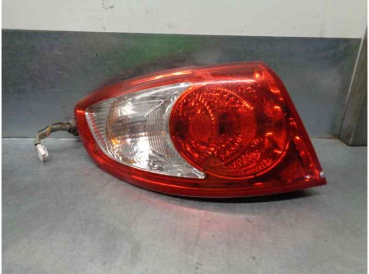 Recambio de piloto trasero izquierdo para hyundai santa fe (bm) 2.2 crdi cat referencia OEM IAM 924012B000 