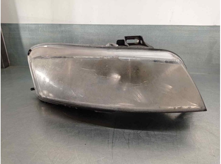 Replacement right headlight for Fiat Stilo (192) 1.9 JTD cat OEM IAM reference 467588080 3 DOORS