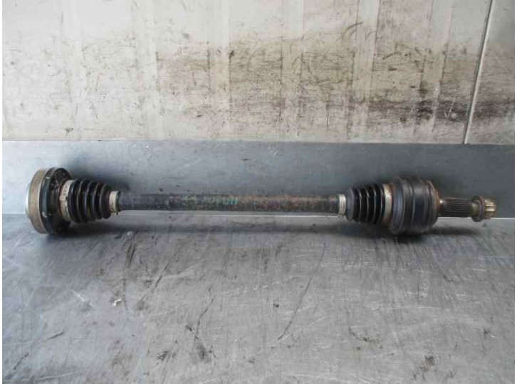 Recambio de transmision trasera izquierda para volkswagen touareg (7la) 3.0 v6 tdi dpf referencia OEM IAM 7L0501201  