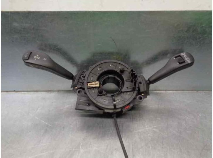 Recambio de mando luces para bmw serie 3 berlina (e46) 2.0 16v diesel cat referencia OEM IAM 61318376445 8363664 