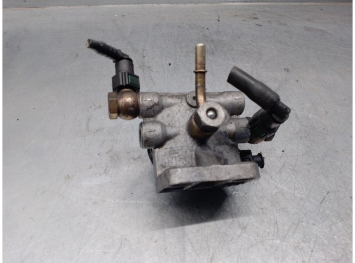 Recambio de soporte filtro gasoil para fiat stilo (192) 1.9 jtd cat referencia OEM IAM 46797382 