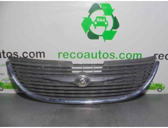 Recambio de rejilla delantera para chrysler voyager (rg) 2.5 crd cat referencia OEM IAM 4857522AA 