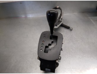 Recambio de palanca cambio para toyota yaris (_p13_) 1.5 hybrid (nhp130_) referencia OEM IAM 3356052620 AUTOMATICO 
