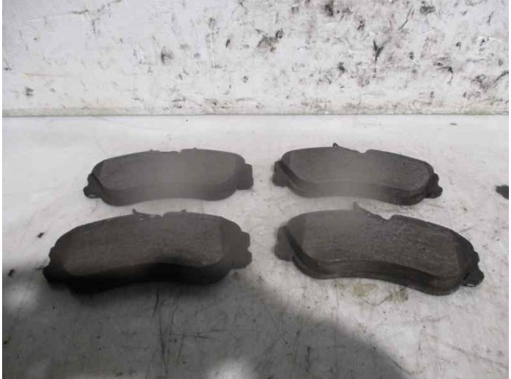 Recambio de pastillas de freno para citroën berlingo 1.9 diesel referencia OEM IAM 181388  
