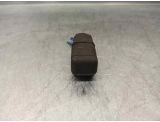 Replacement relay for Suzuki Ignis RG (FH) 1.3 CAT OEM IAM reference 0587004000 
