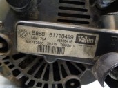 Replacement alternator for Fiat Punto Berlina (188) 1.3 JTD CAT OEM IAM reference 51718499 2542841B VALEO