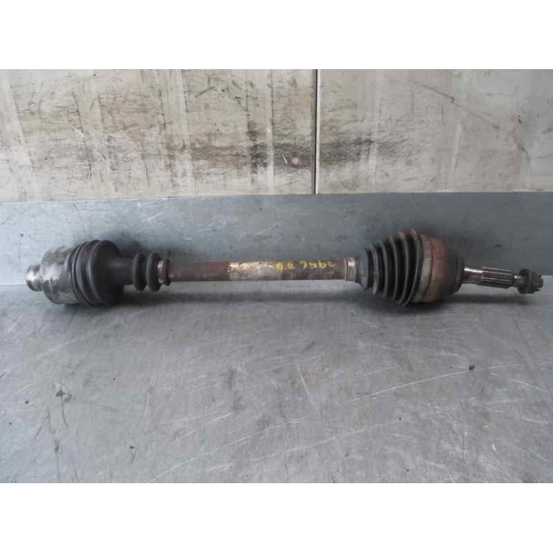 Recambio de transmision delantera derecha para renault trafic (desde 5.89) 1.9 diesel referencia OEM IAM 8200052240  GKN