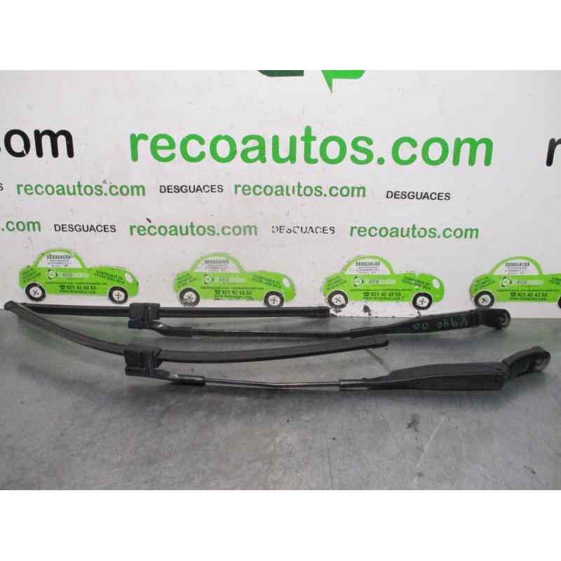 Recambio de brazo limpia delantero derecho para volkswagen passat variant (3b6) 1.9 tdi referencia OEM IAM 