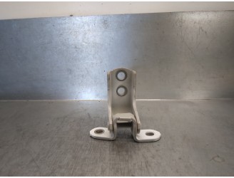 Recambio de bisagra puerta para toyota yaris (_p13_) 1.5 hybrid (nhp130_) referencia OEM IAM 687100D091 DEL DER / SUP 5 PUERTAS