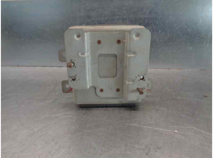 Recambio de centralita check control para ssangyong rodius 2.7 turbodiesel cat referencia OEM IAM 8716121101  