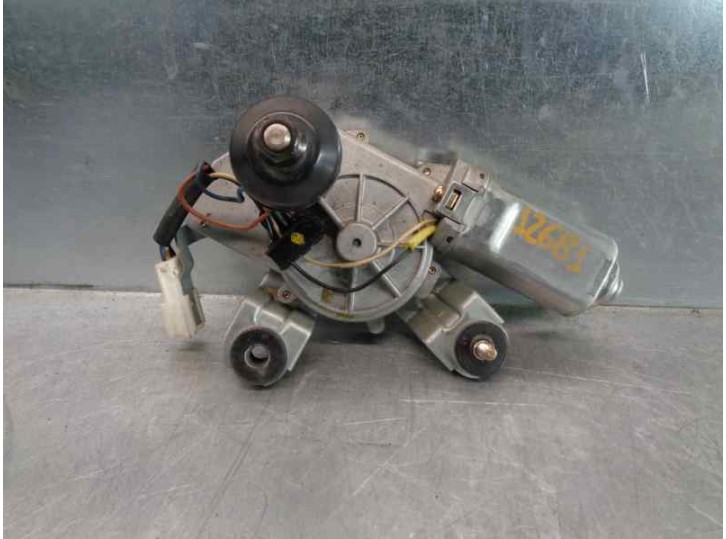 Recambio de motor limpia trasero para ssangyong rodius 2.7 turbodiesel cat referencia OEM IAM 8615021102  