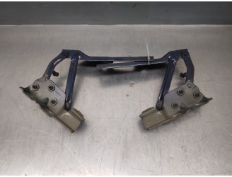 Replacement hood hinge for Opel Astra J sedan 1.7 16V CDTi OEM IAM reference 13270787 