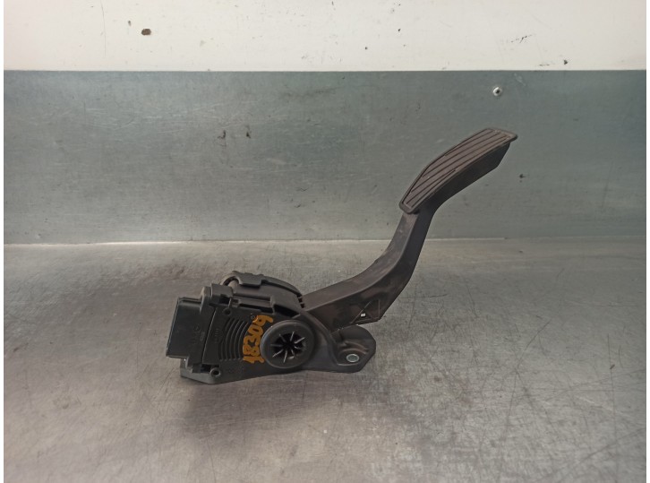 Recambio de potenciometro pedal para suzuki alto amf 310 1.0 12v cat referencia OEM IAM 4940068K40 6PV00907408 