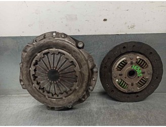 Replacement clutch kit for Citroën Saxo 1.4 OEM IAM reference 205289 