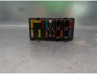 RELAY / FUSE BOX 518704002