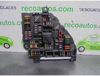 Recambio de caja reles / fusibles para bmw serie 5 lim. (f10) 520i referencia OEM IAM 9252813 