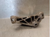 Recambio de soporte motor para bmw x3 (e83) 2.0 turbodiesel cat referencia OEM IAM 17804376 24168110 