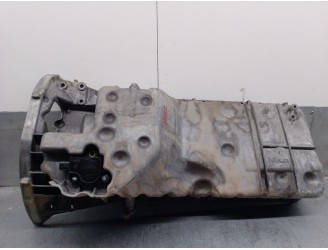 Recambio de carter para mercedes-benz clase e (w211) e 270 cdi (211.016) referencia OEM IAM R6470140302 A6470100113 