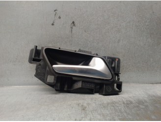 Recambio de maneta interior trasera derecha para peugeot 2008 (p1) gt line referencia OEM IAM 98201552VV  5 PUERTAS