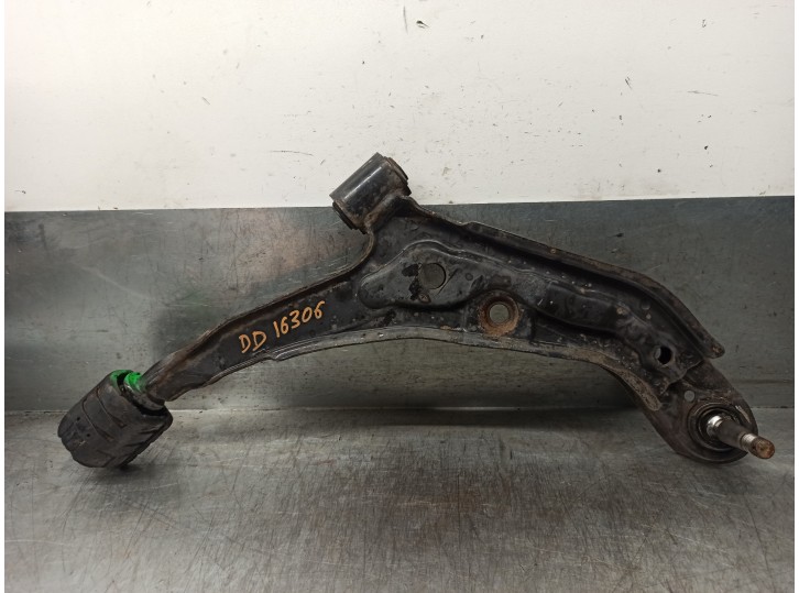 Recambio de brazo suspension inferior delantero derecho para nissan almera (n15) gx referencia OEM IAM 545000M060 