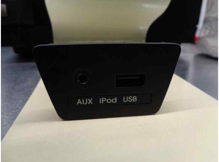 Recambio de modulo electronico para hyundai ix35 1.7 crdi cat referencia OEM IAM 961102S500 
