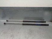 Replacement trunk / tailgate shock absorbers for Citroën C4 Cactus 1.6 BlueHDi FAP OEM IAM reference 9813913880 