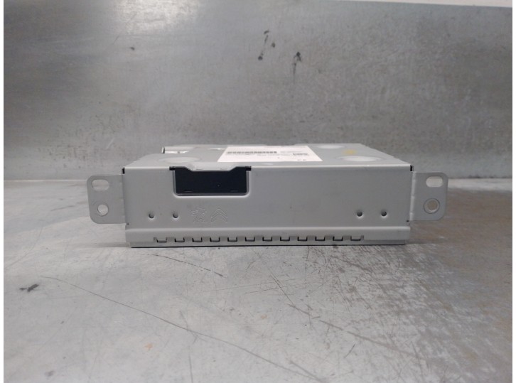 Recambio de sistema navegacion gps para peugeot 2008 (p1) gt line referencia OEM IAM 9834626380 