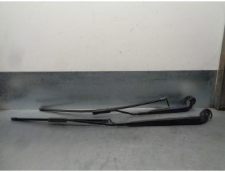 Recambio de brazo limpia delantero derecho para citroën c4 cactus 1.6 blue-hdi fap referencia OEM IAM 9801705780  