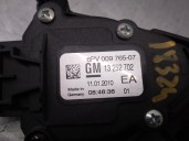 Recambio de potenciometro pedal para opel astra j lim. 1.7 16v cdti referencia OEM IAM 13252702  