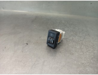 Replacement dashboard buttons for Suzuki Alto AMF 310 1.0 12V CAT OEM IAM reference 35180M68K10 5 PINS 