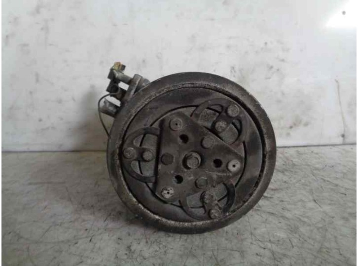 Recambio de compresor aire acondicionado para nissan vanette cargo 2.3 diesel referencia OEM IAM 5062116060 569B187297 CALSONIC