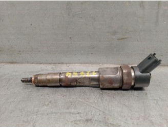 Recambio de inyector para renault megane ii classic berlina 1.9 dci diesel referencia OEM IAM 8200100272 0445110110B BOSCH