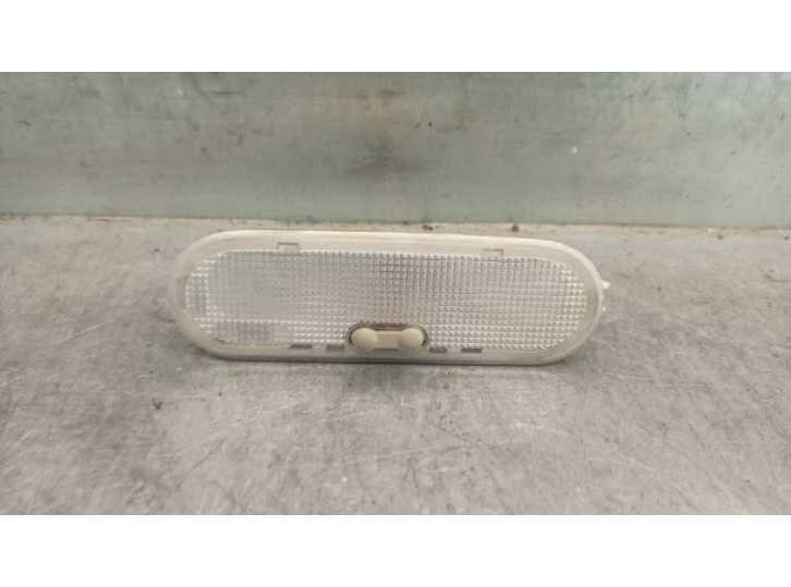 Recambio de luz interior para renault clio iii 1.5 dci diesel referencia OEM IAM 8200074362  