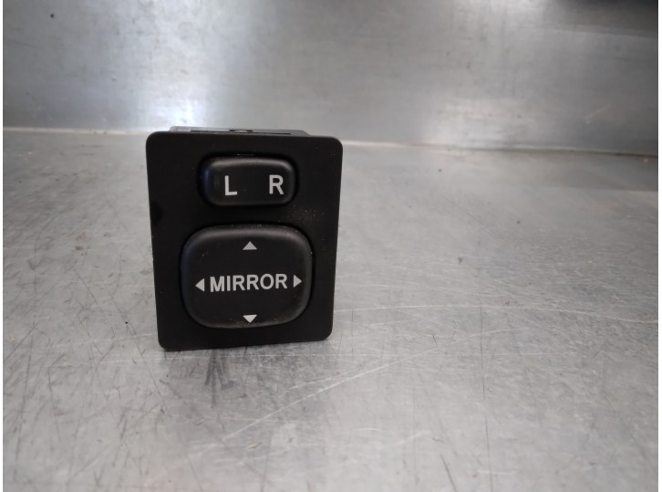 Recambio de mando retrovisor para toyota yaris (_p13_) 1.5 hybrid (nhp130_) referencia OEM IAM 848700F010  