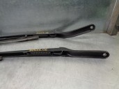 Replacement front right wiper arm for BMW X5 (E53) OEM IAM reference 61617153739 