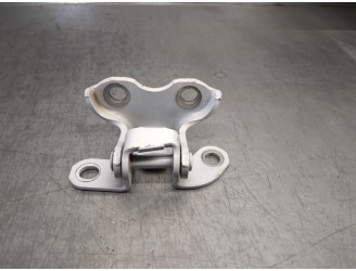 Recambio de bisagra puerta para toyota yaris (_p13_) 1.5 hybrid (nhp130_) referencia OEM IAM 687600D061 TRAS IZQ / SUPER 5 PUERT