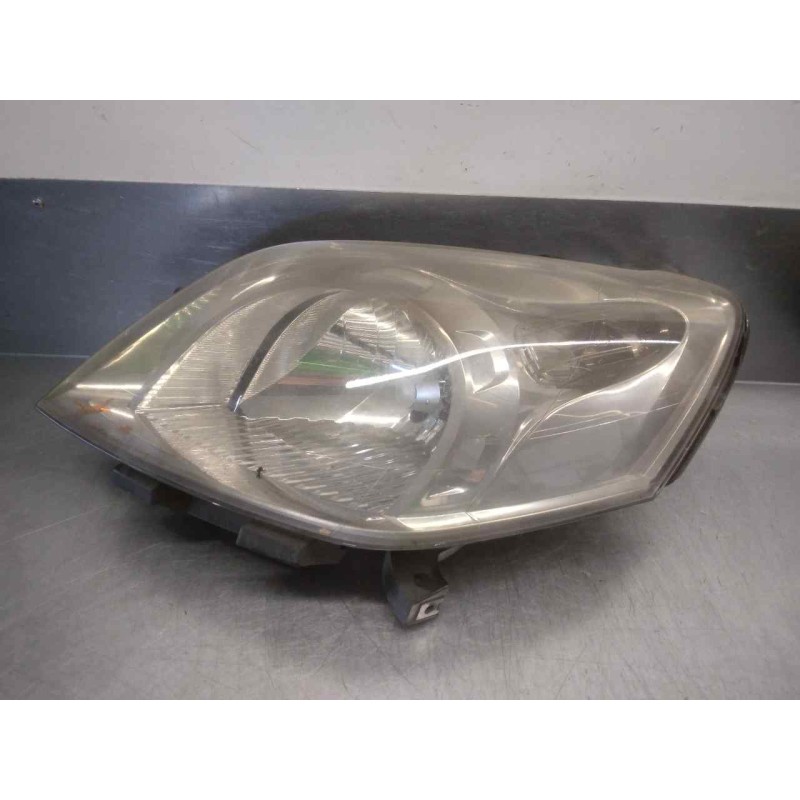 Recambio de faro izquierdo para citroen nemo nivel b referencia OEM IAM 45570757  