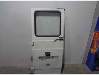 Recambio de puerta trasera izquierda para nissan trade 100 3.0 turbodiesel referencia OEM IAM 3459275 BLANCA 5 PUERTAS