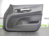 Recambio de guarnecido puerta delantera derecha para toyota auris 1.4 turbodiesel cat referencia OEM IAM 67763X1F00  