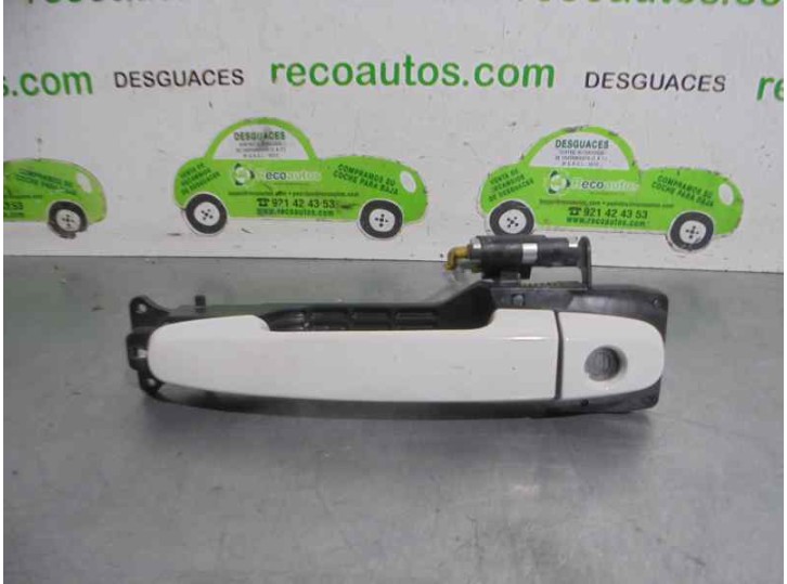Recambio de maneta exterior delantera izquierda para toyota auris 1.4 turbodiesel cat referencia OEM IAM 692110D901  