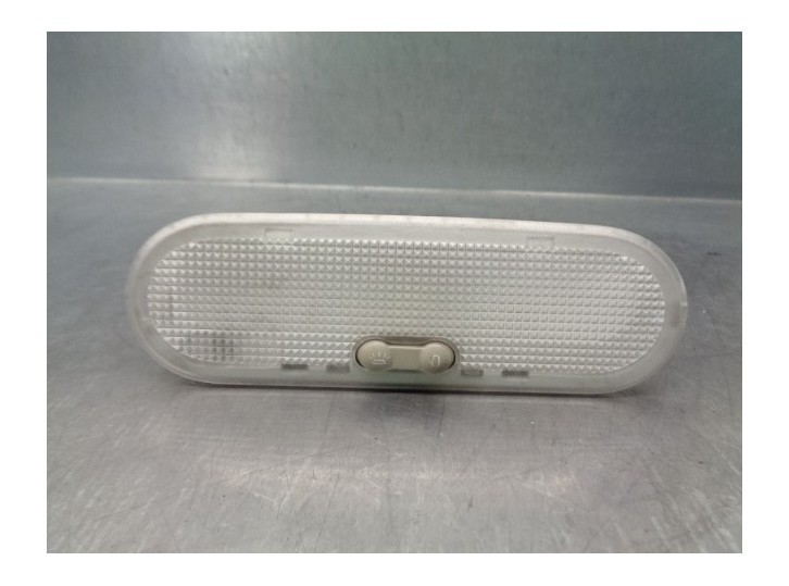 Recambio de luz interior para mercedes-benz citan (w415) mixto cdi cat referencia OEM IAM 8200439421  TRASERA