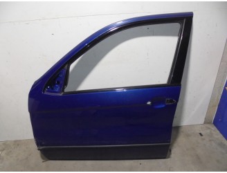 Recambio de puerta delantera izquierda para bmw x5 (e53) referencia OEM IAM 41518256823 AZUL OSCURO 5 PUERTAS
