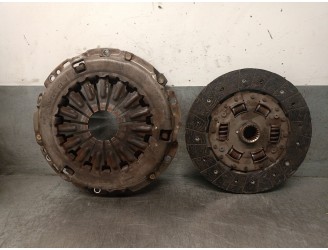 Recambio de kit embrague para toyota corolla (e12) 2.0 turbodiesel cat referencia OEM IAM 3121012240 3121012240 