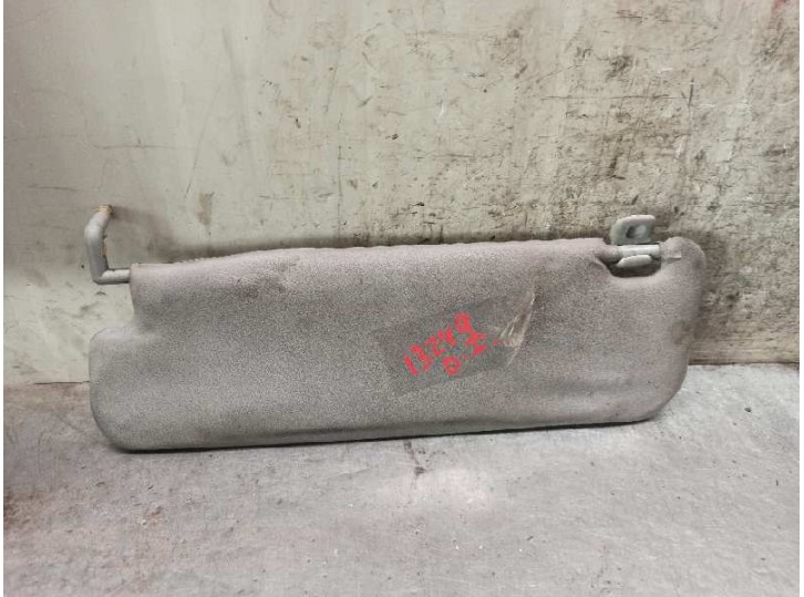 Recambio de parasol izquierdo para nissan vanette cargo 2.3 diesel referencia OEM IAM 964018C805 