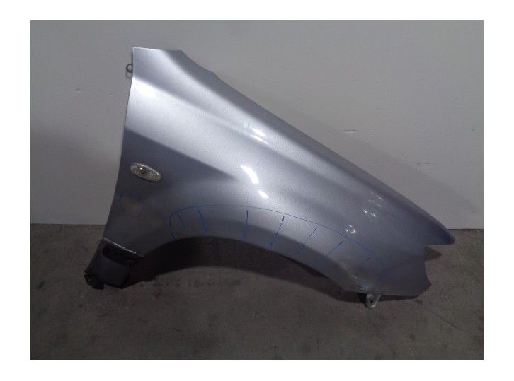 Recambio de aleta delantera derecha para mitsubishi outlander (cu0w) 2.4 4wd referencia OEM IAM MR990118 GRIS 