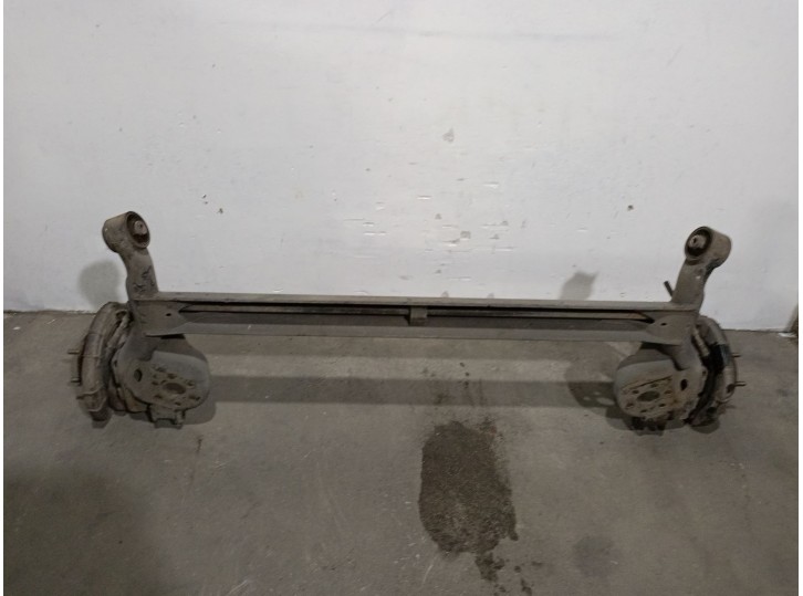 Recambio de puente trasero para kia rio ii (jb) 1.5 crdi referencia OEM IAM 551001G200 551001G200 